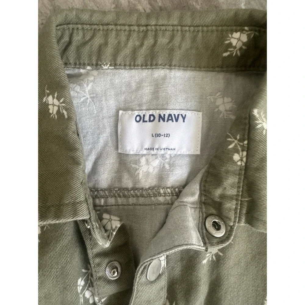 Old Navy Romper Girls L Green Short Sleeve Button Front Puff Sleeve Pockets